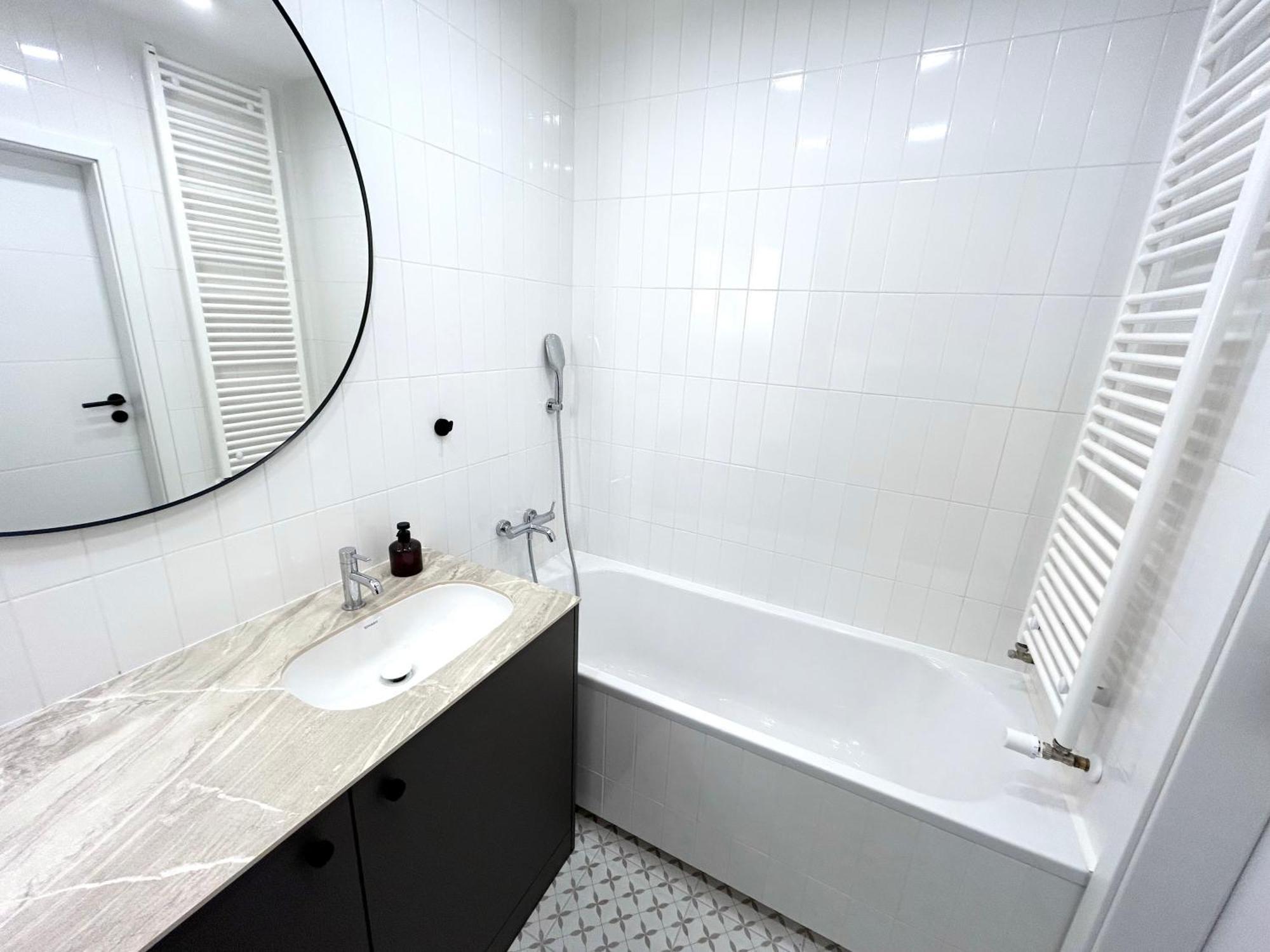 Apartament Lina Koralowa Samodzielne Zameldowanie Self Check-In Lublin Luaran gambar